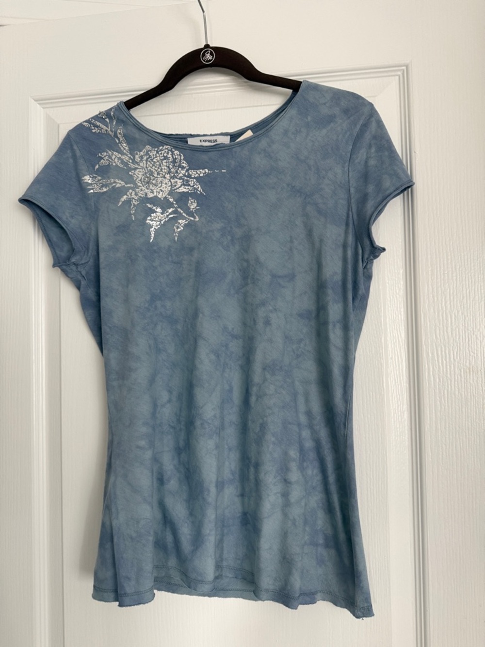 Express Women's Blue Floral Accent Short Sleeve Top